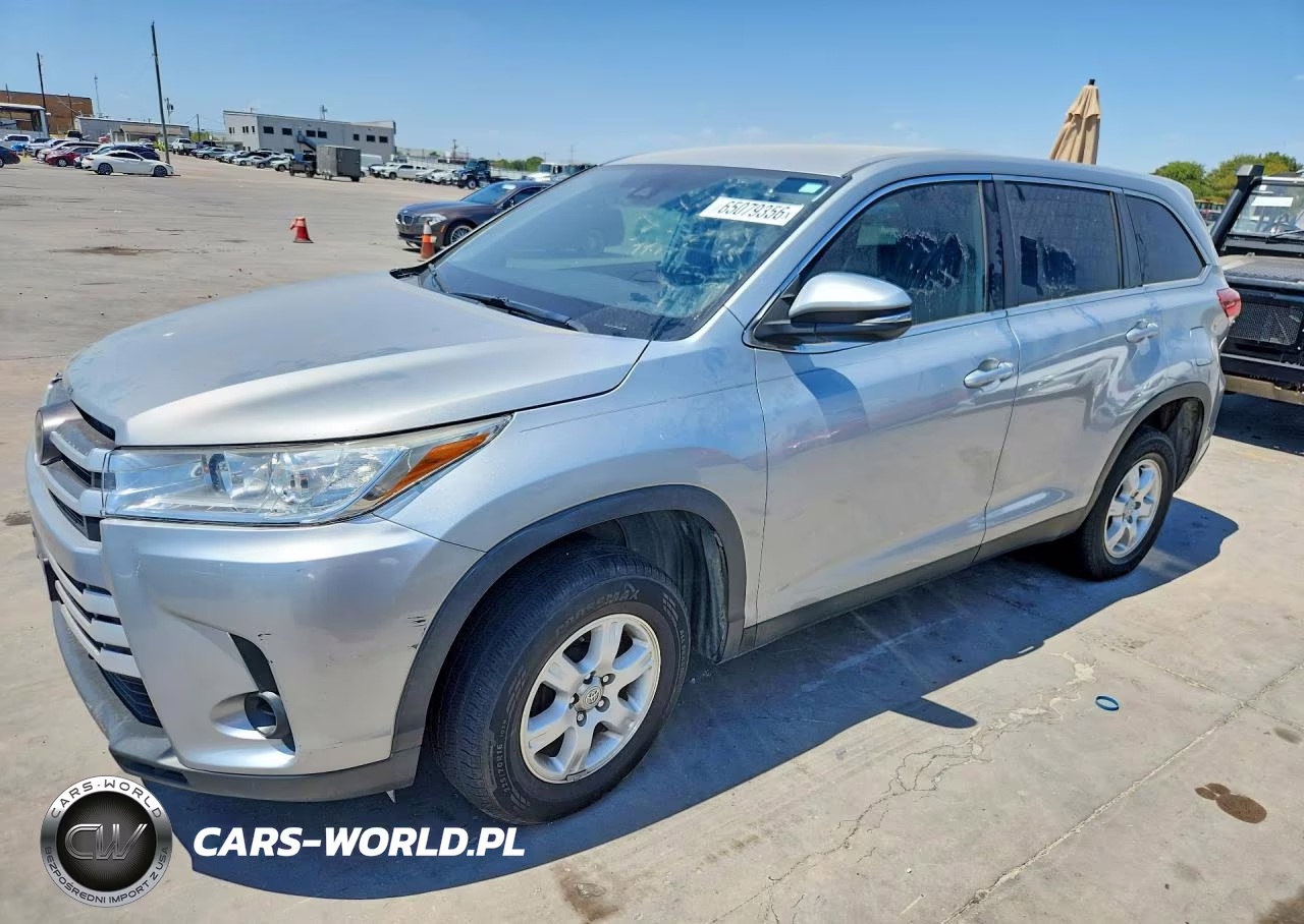 2019 Toyota Highlander Le – zdjęcie 1 z 13