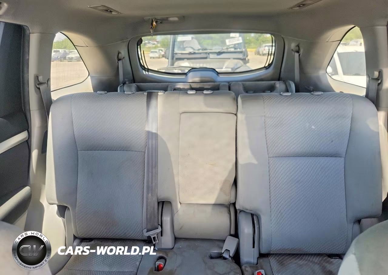 2019 Toyota Highlander Le VIN:5TDZZRFH8KS295685 - 10