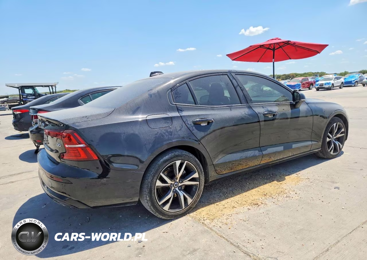 2024 Volvo S60 B5 Plus Dark Theme VIN:7JRL12FL4RG315333 - 3