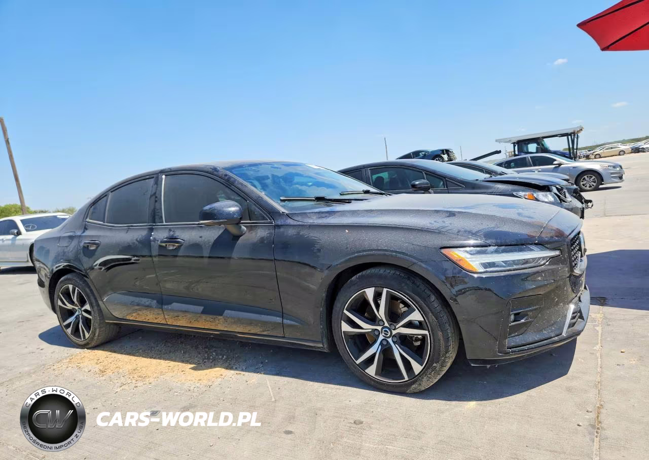 2024 Volvo S60 B5 Plus Dark Theme VIN:7JRL12FL4RG315333 - 4