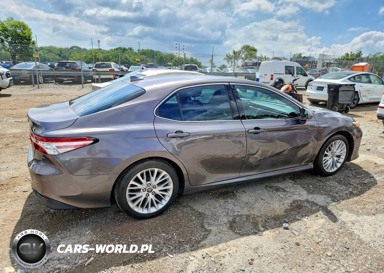2019 Toyota Camry Hybrid Xle VIN:4T1B21HKXKU514895 - 3