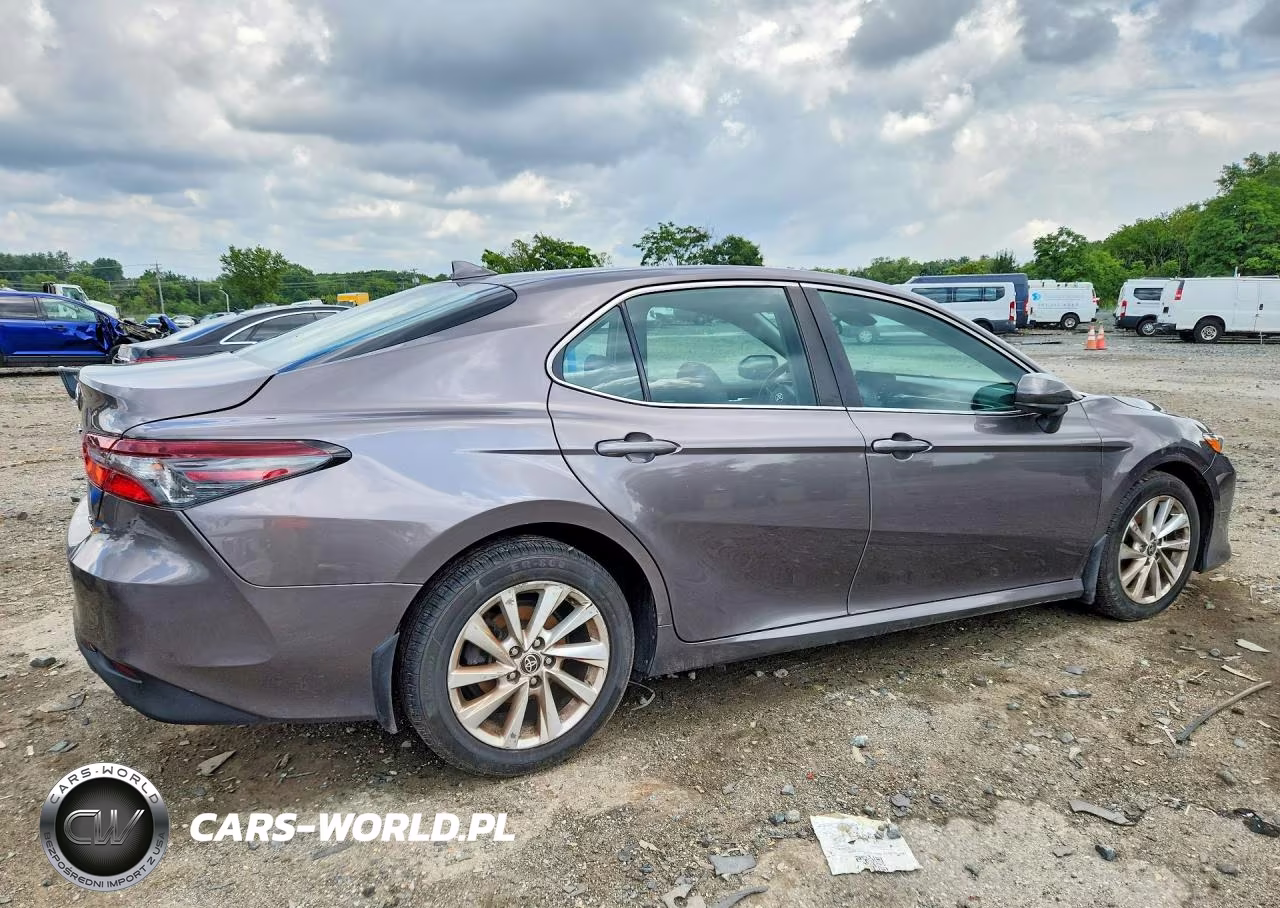 2023 Toyota Camry Le VIN:4T1C11BKXPU094255 - 3