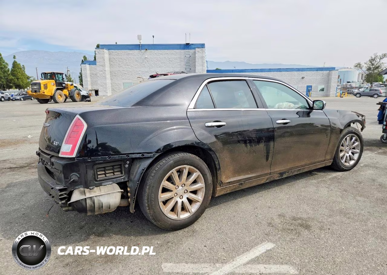 2012 Chrysler 300 Limited VIN:2C3CCACG2CH166642 - 3