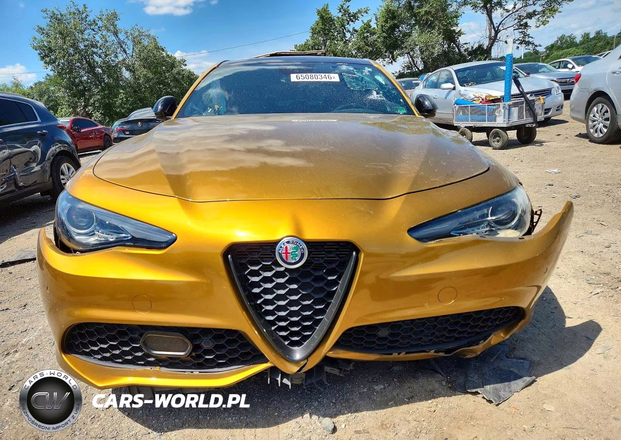 2022 Alfa Romeo Giulia Super VIN:ZARFANBN6N7653515 - 5
