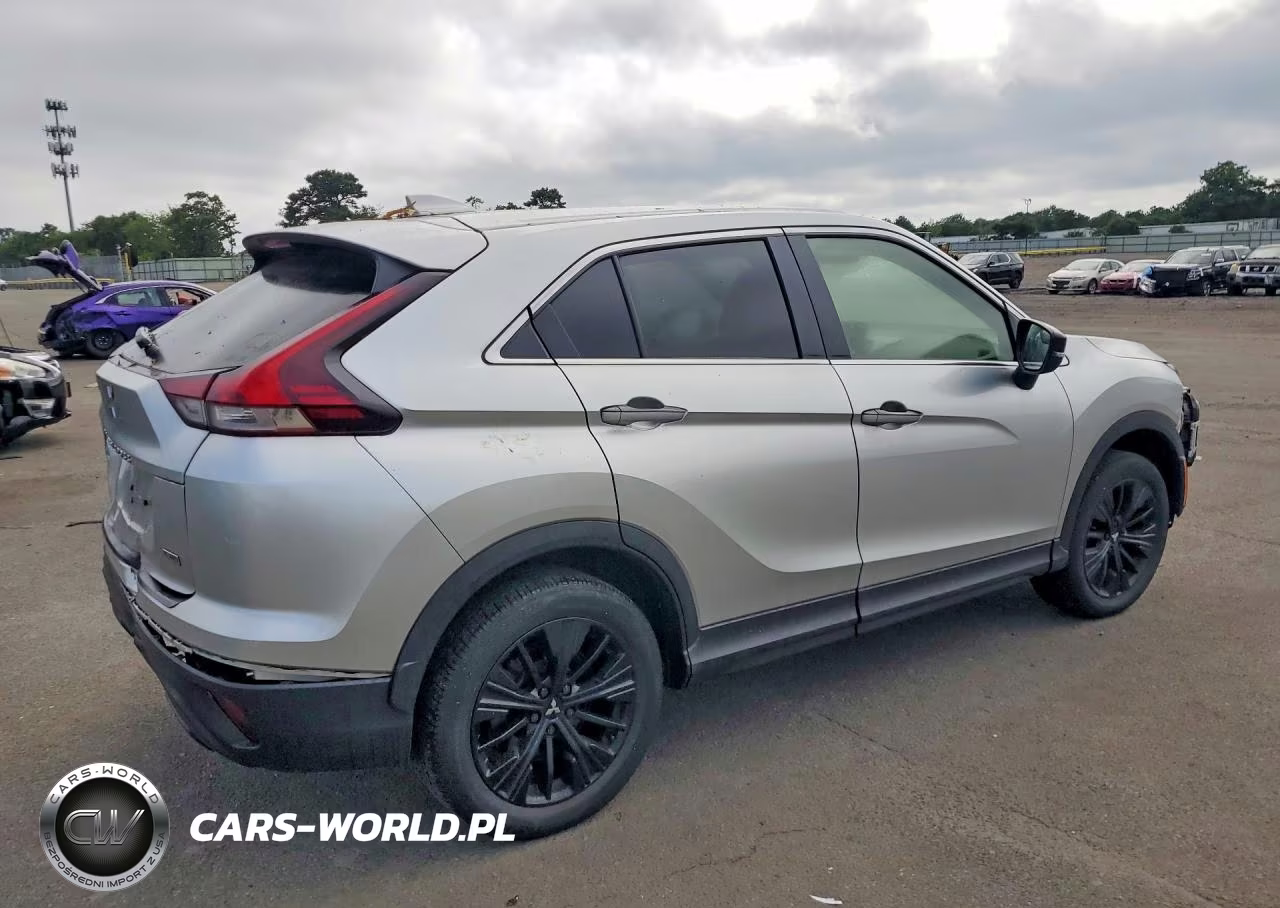 2022 Mitsubishi Eclipse Cross Le VIN:JA4ATVAA0NZ044139 - 3
