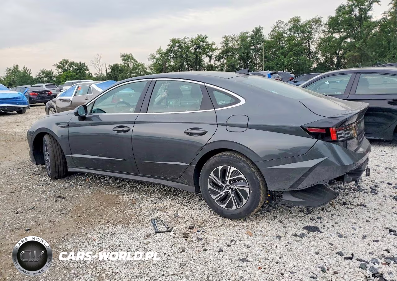 2026 Hyundai Sonata Hybrid Blue VIN:KMHL24JJXTA155834 - 2