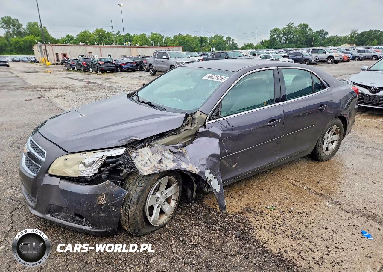 2013 Chevrolet Malibu Ls – zdjęcie 1 z 12