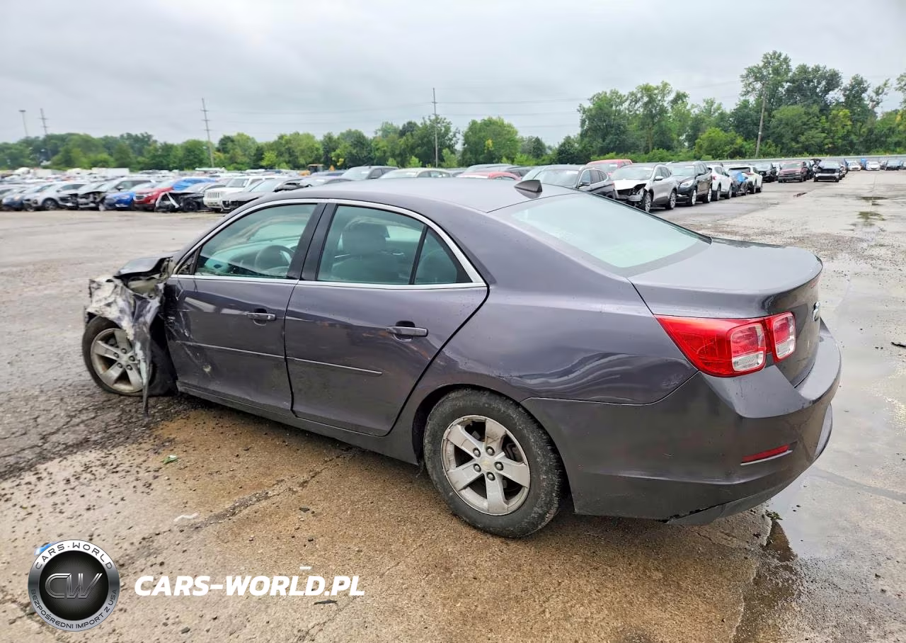 2013 Chevrolet Malibu Ls VIN:1G11B5SA7DF352635 - 2