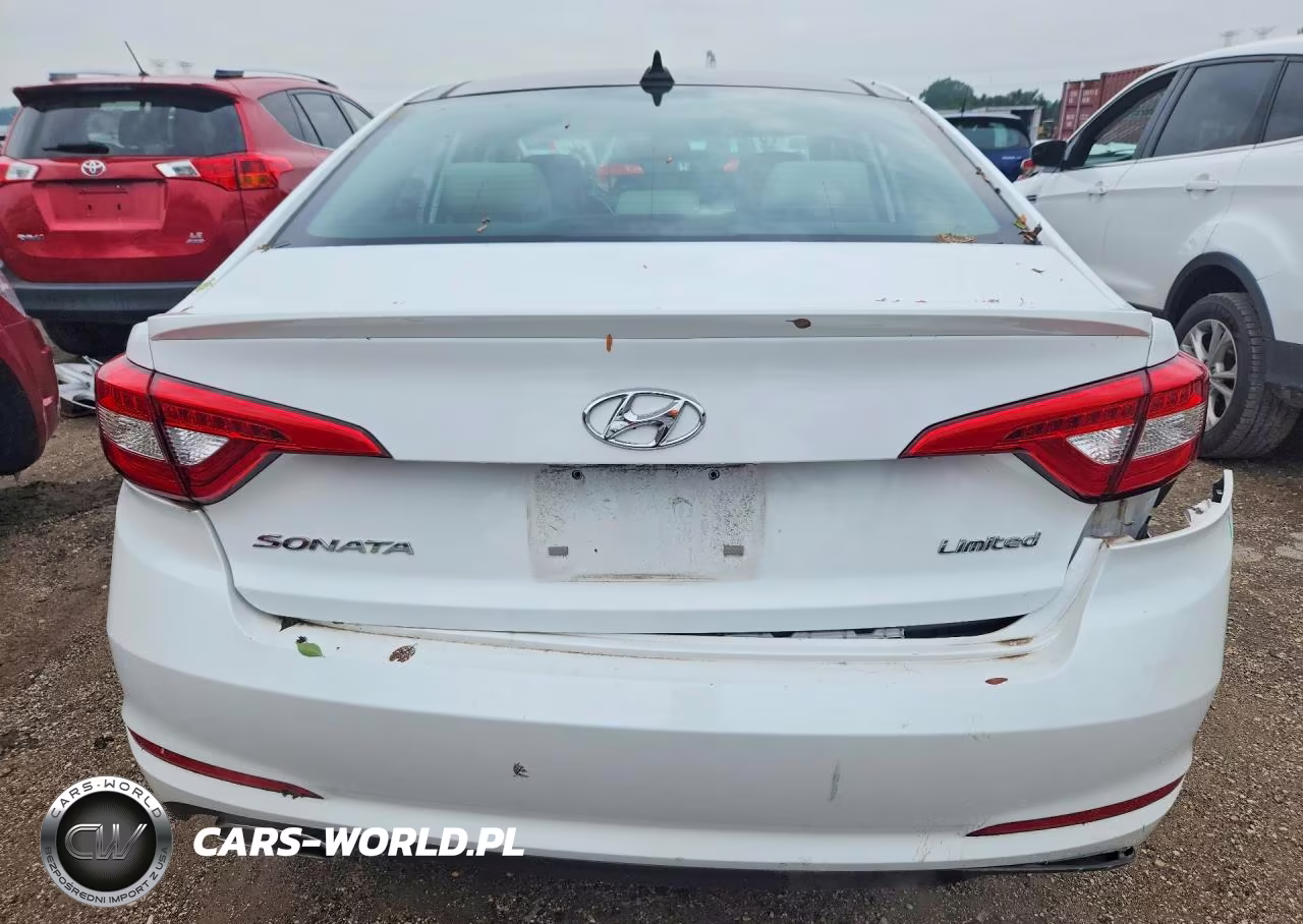 2016 Hyundai Sonata Limited VIN:5NPE34AF1GH310713 - 6
