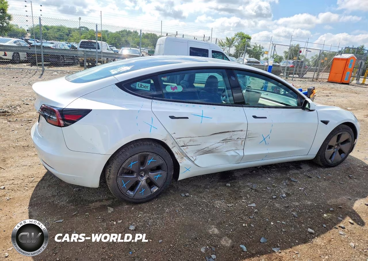 2023 Tesla Model 3 VIN:5YJ3E1EA7PF566075 - 3