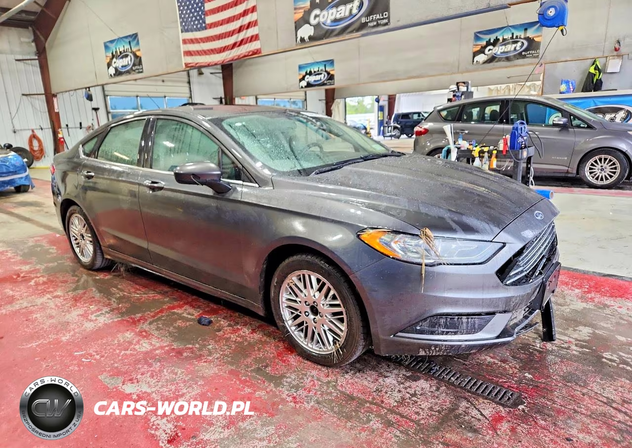 2017 Ford Fusion Se VIN:3FA6P0H73HR359402 - 4