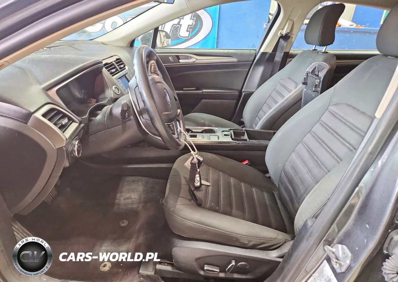 2017 Ford Fusion Se VIN:3FA6P0H73HR359402 - 7