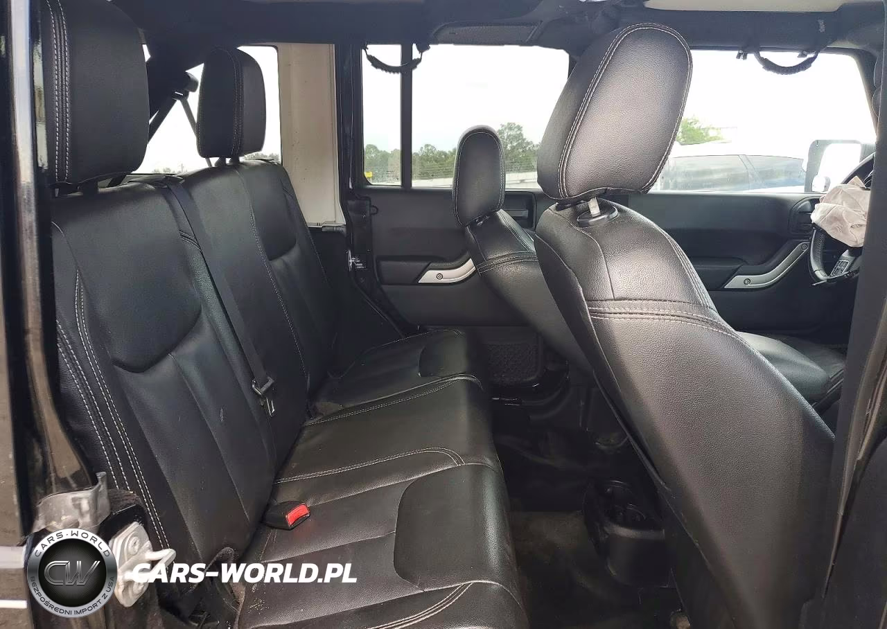 2016 Jeep Wrangler Unlimited Rubicon VIN:1C4BJWFG7GL202775 - 11
