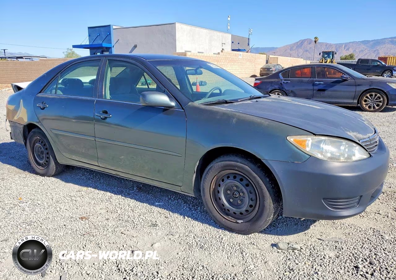 2005 Toyota Camry Le VIN:4T1BE32KX5U406955 - 4