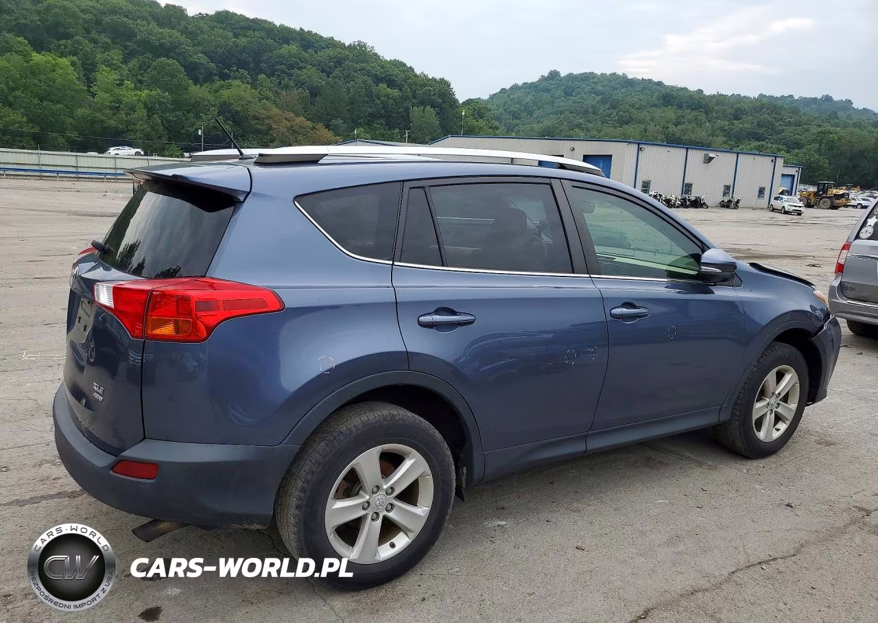 2013 Toyota Rav4 Xle VIN:JTMRFREVXDD004893 - 3