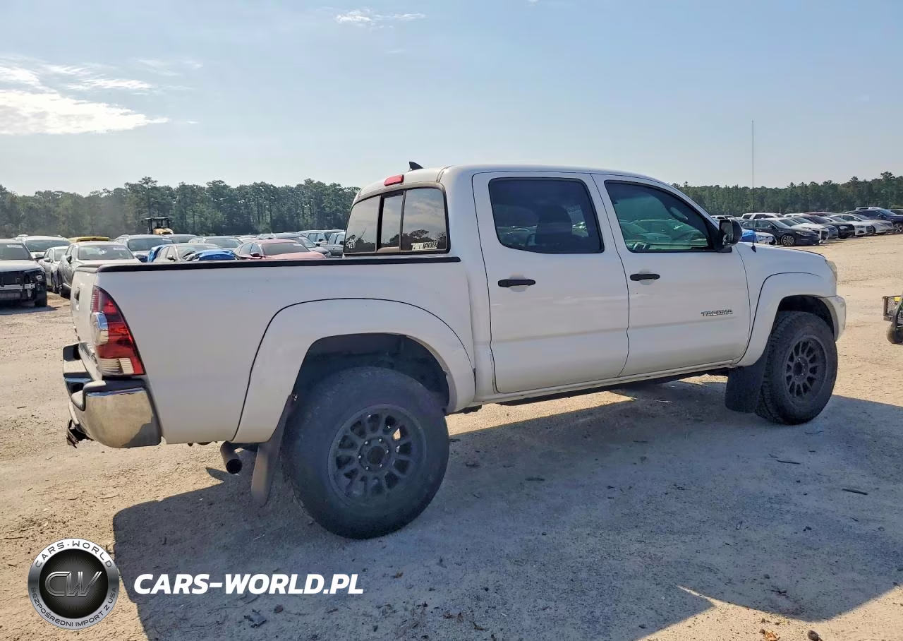 2014 Toyota Tacoma Double Cab Prerunner VIN:5TFJU4GN0EX063096 - 3