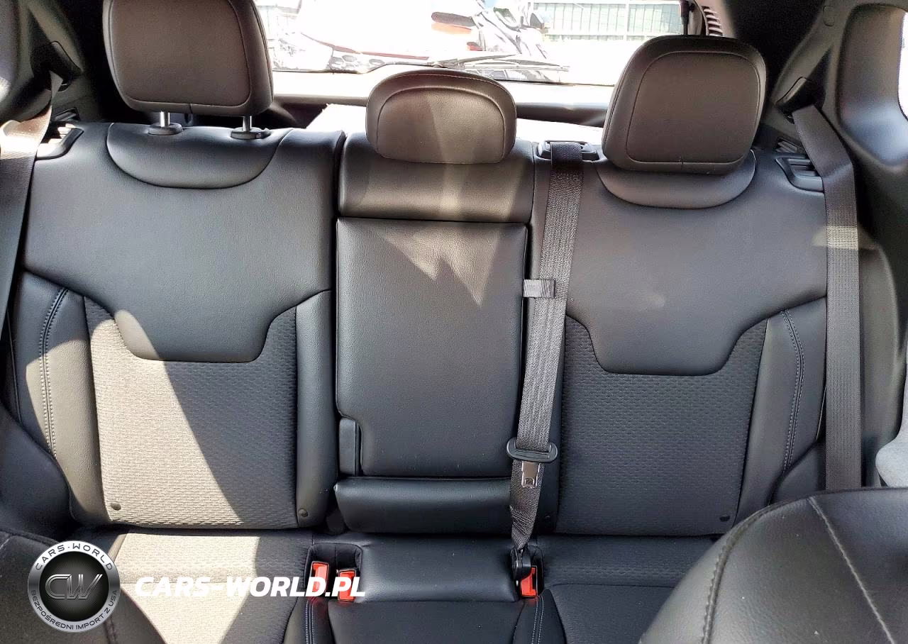 2023 Jeep Compass Latitude VIN:3C4NJDBN1PT540425 - 10