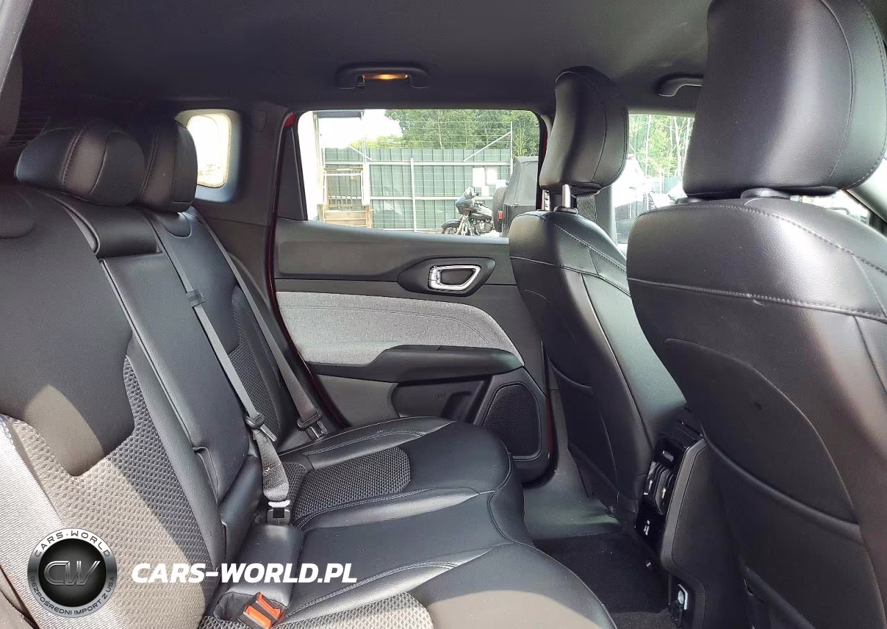 2023 Jeep Compass Latitude VIN:3C4NJDBN1PT540425 - 11