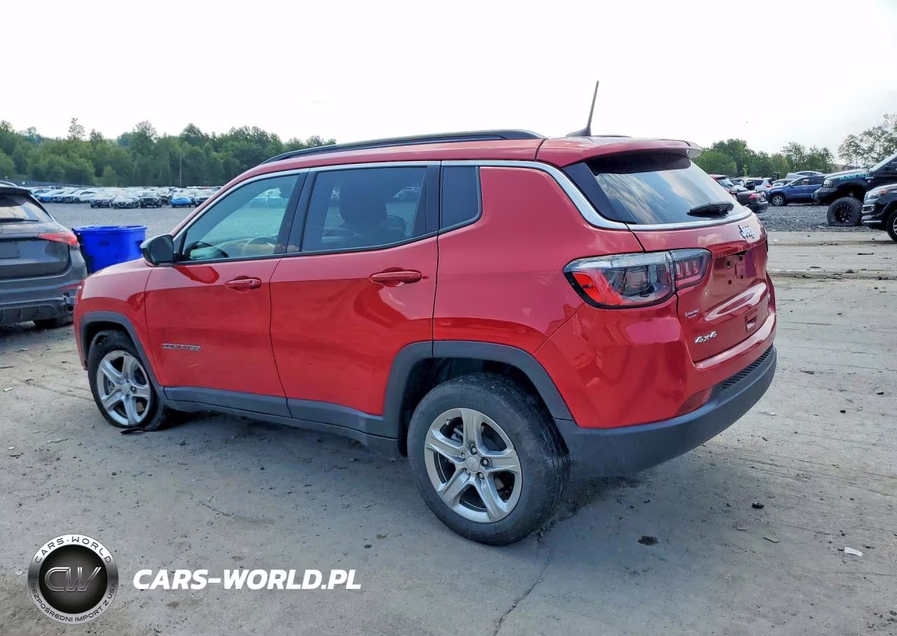 2023 Jeep Compass Latitude VIN:3C4NJDBN1PT540425 - 2