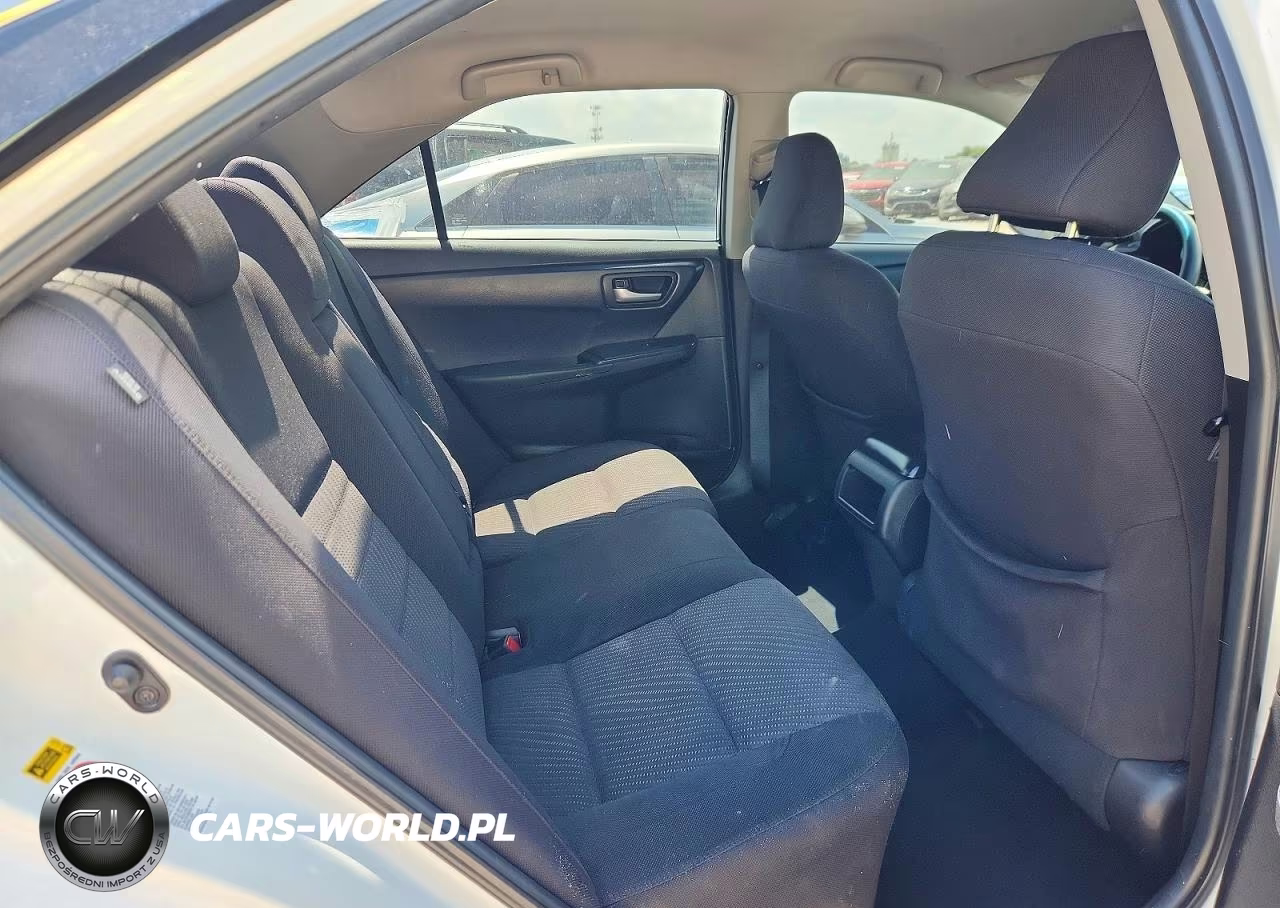 2015 Toyota Camry Le VIN:4T1BF1FK8FU493719 - 10
