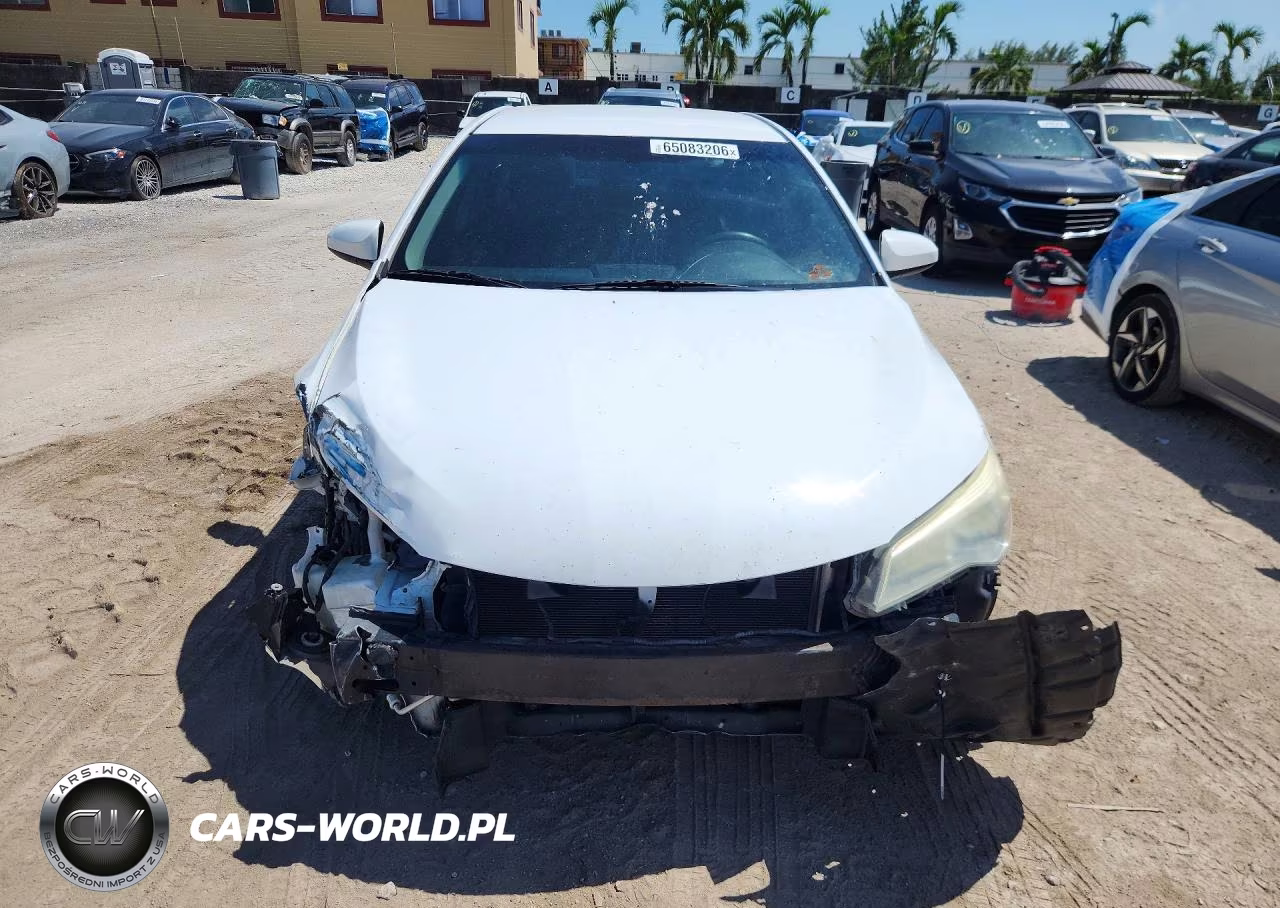 2015 Toyota Camry Le VIN:4T1BF1FK8FU493719 - 5