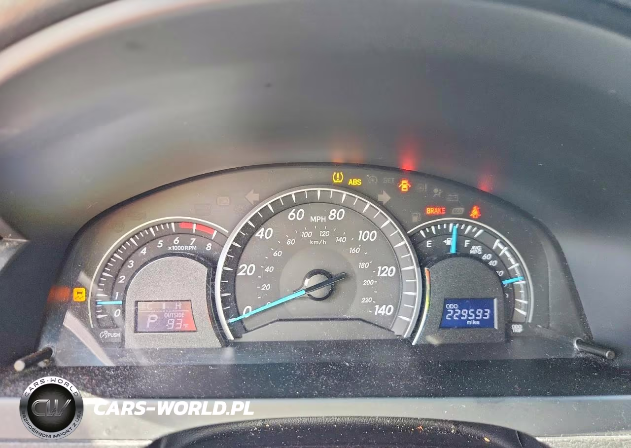 2015 Toyota Camry Le VIN:4T1BF1FK8FU493719 - 9