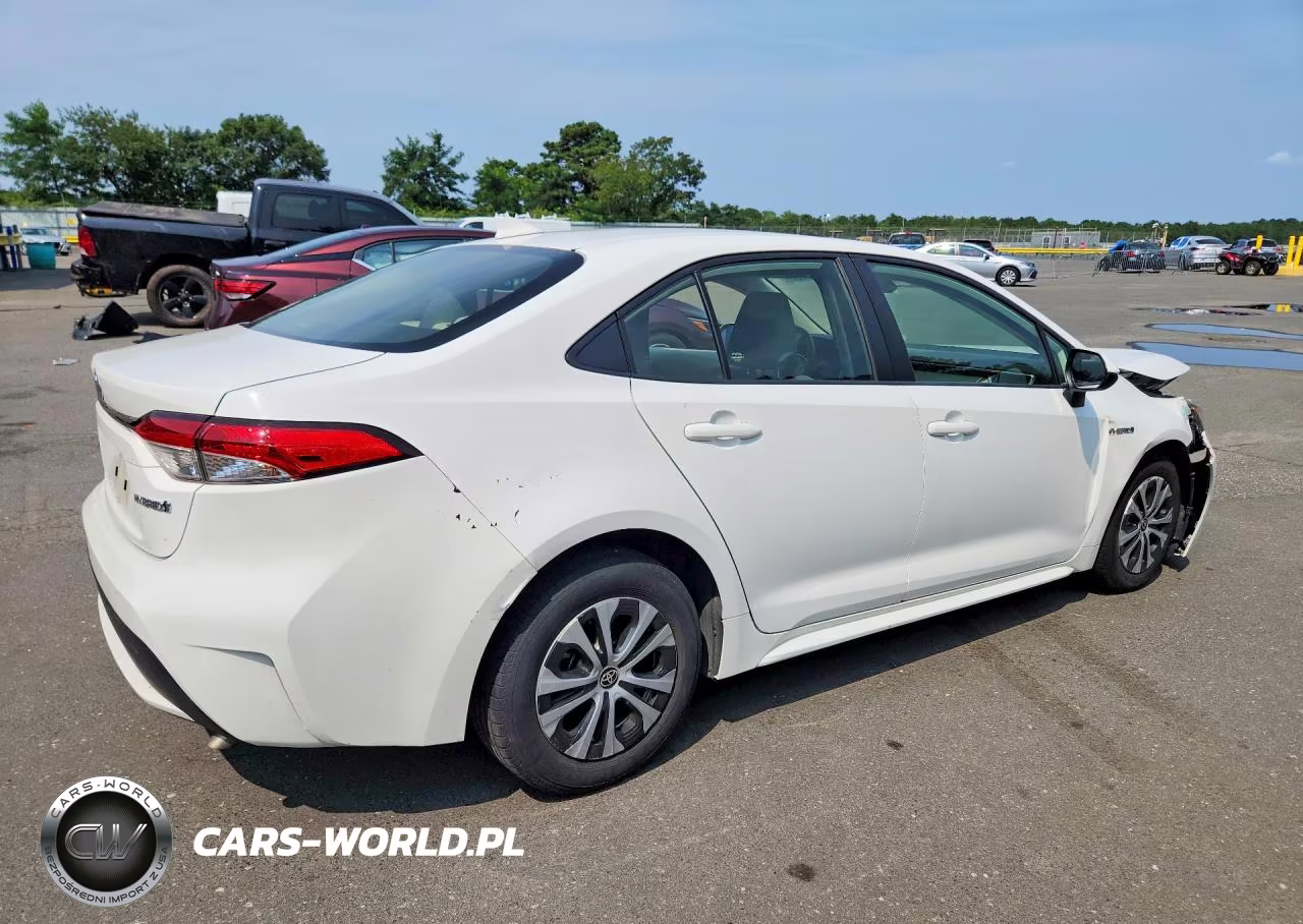 2021 Toyota Corolla Le VIN:JTDEAMDE2MJ011176 - 3