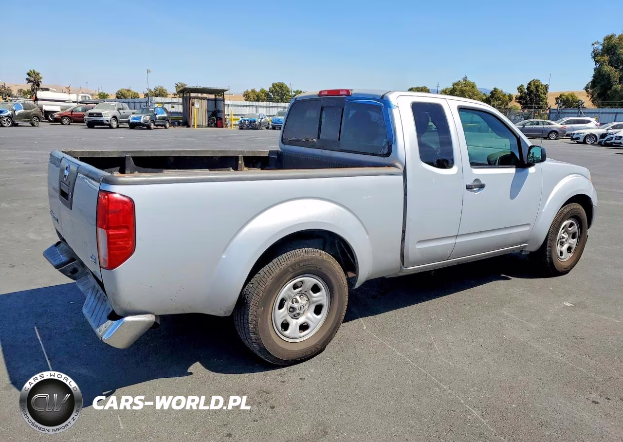 2010 Nissan Frontier Xe VIN:1N6BD0CT4AC409523 - 3