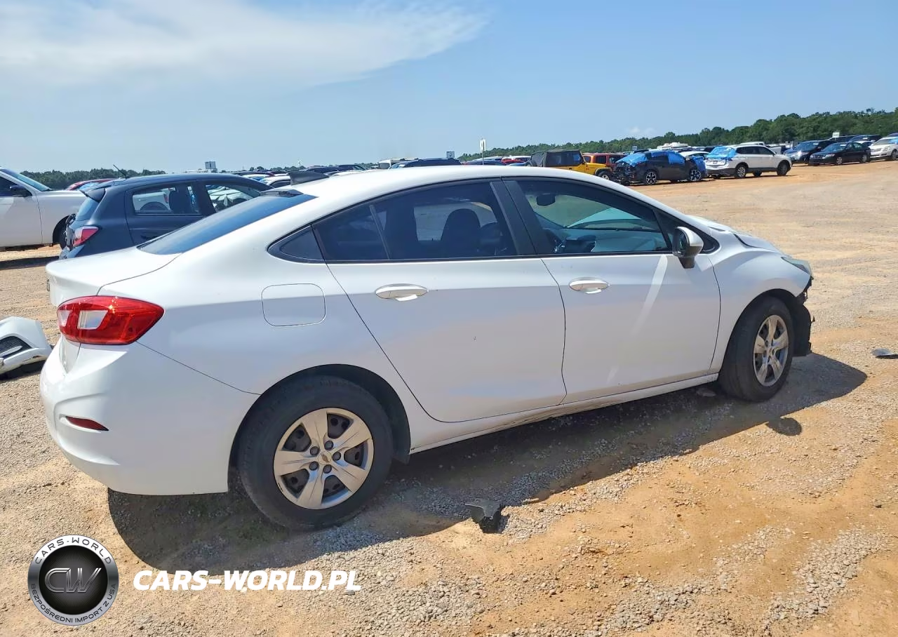 2017 Chevrolet Cruze Ls VIN:1G1BC5SM5H7260063 - 3