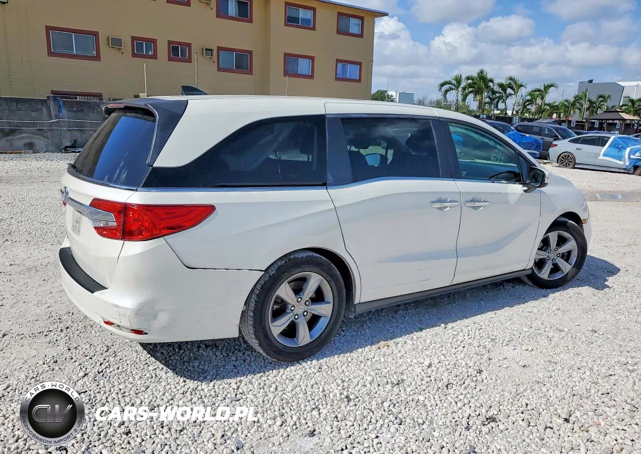 2018 Honda Odyssey Exl VIN:5FNRL6H73JB002007 - 3