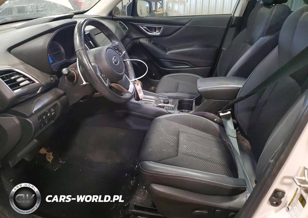 2023 Subaru Forester Premium VIN:JF2SKAEC2PH405527 - 7