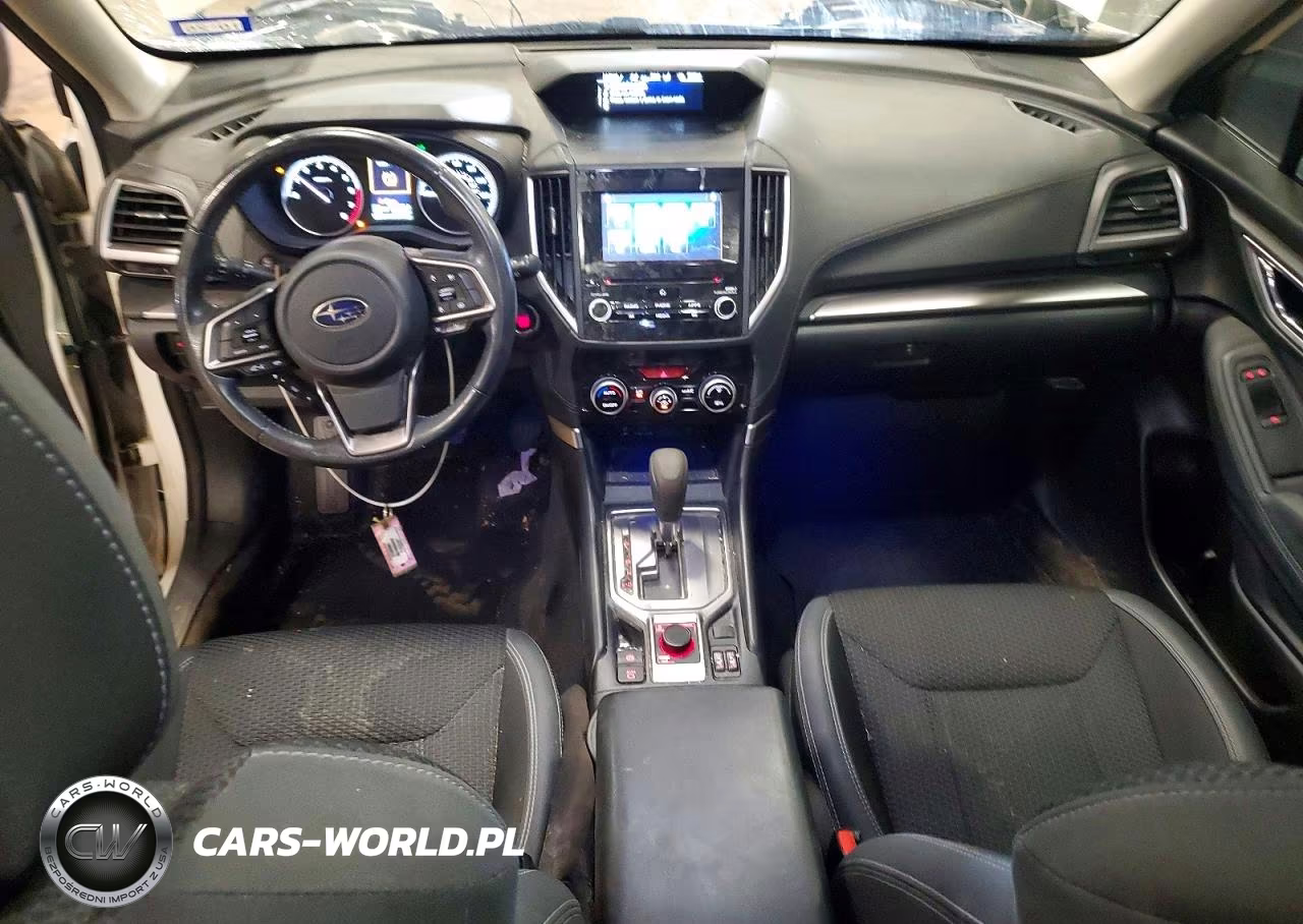 2023 Subaru Forester Premium VIN:JF2SKAEC2PH405527 - 8