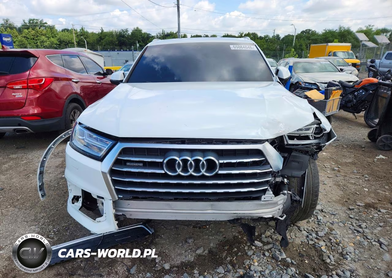 2018 Audi Q7 Premium Plus VIN:WA1LHAF72JD000585 - 5
