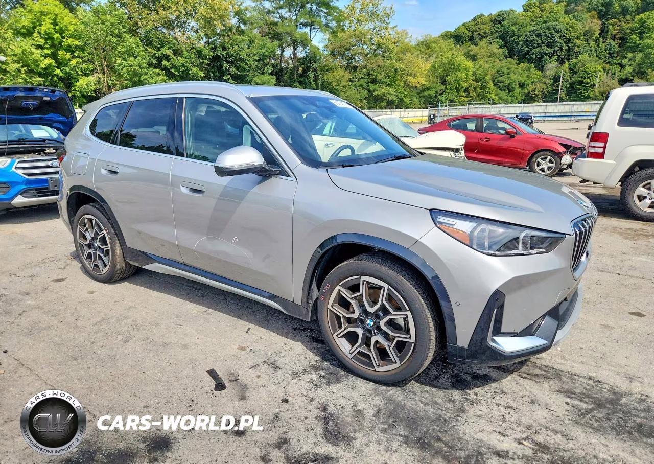 2025 BMW X1 xDrive28I VIN:WBX73EF00S5374465 - 4