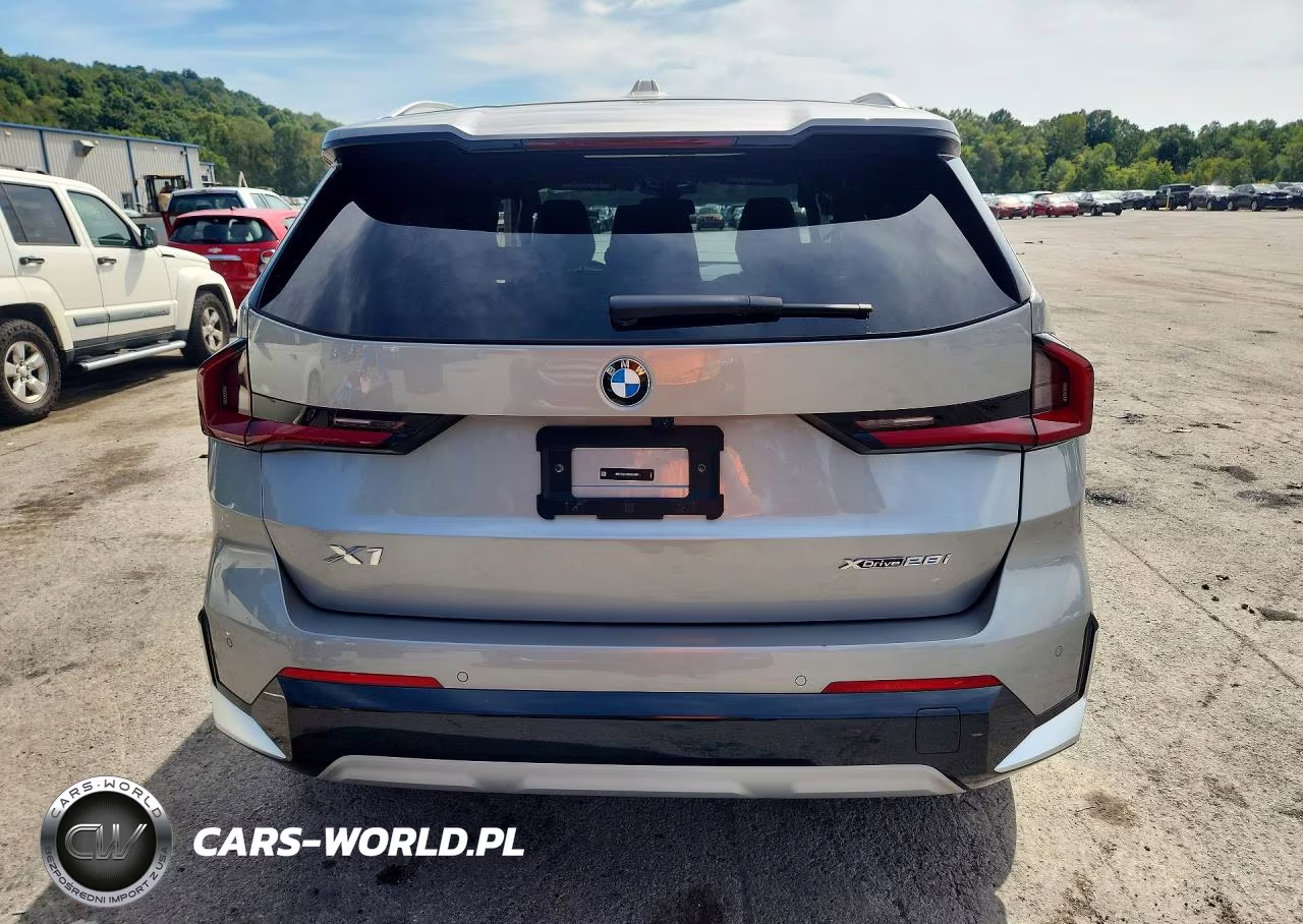 2025 BMW X1 xDrive28I VIN:WBX73EF00S5374465 - 6