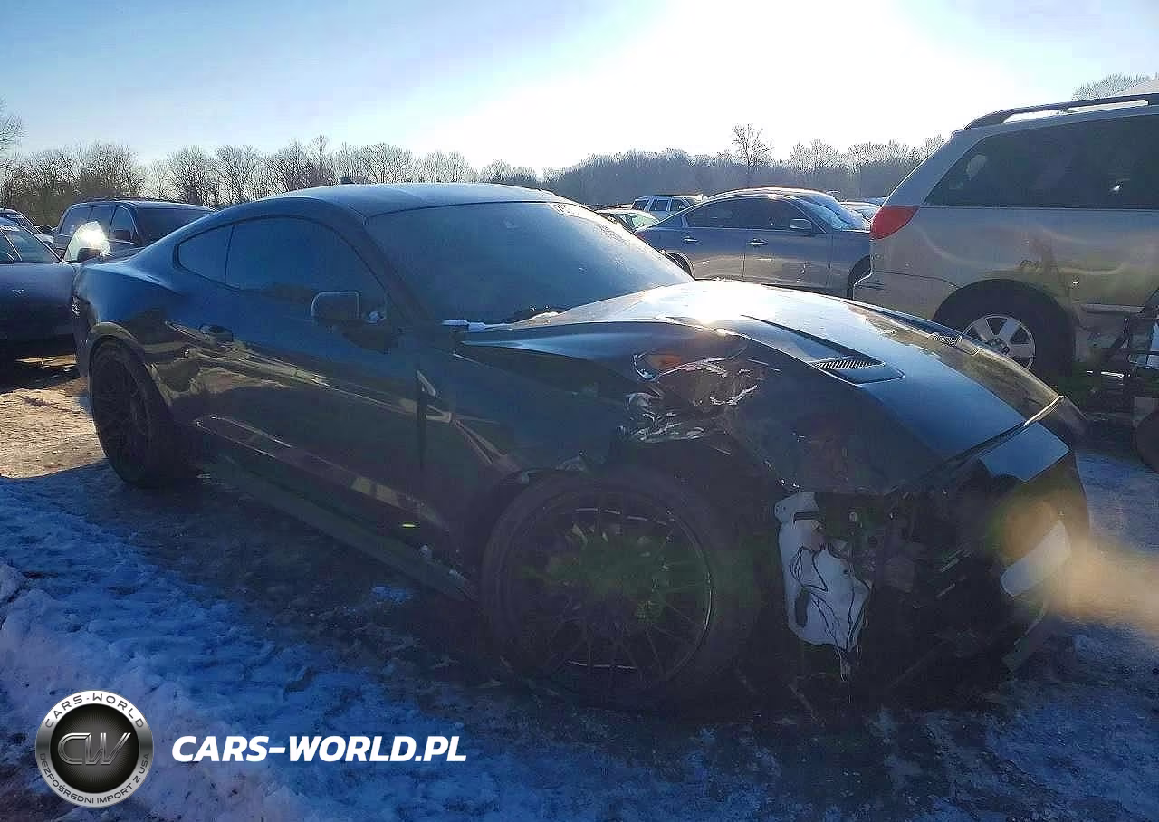 2021 Ford Mustang VIN:1FA6P8TH8M5149132 - 4