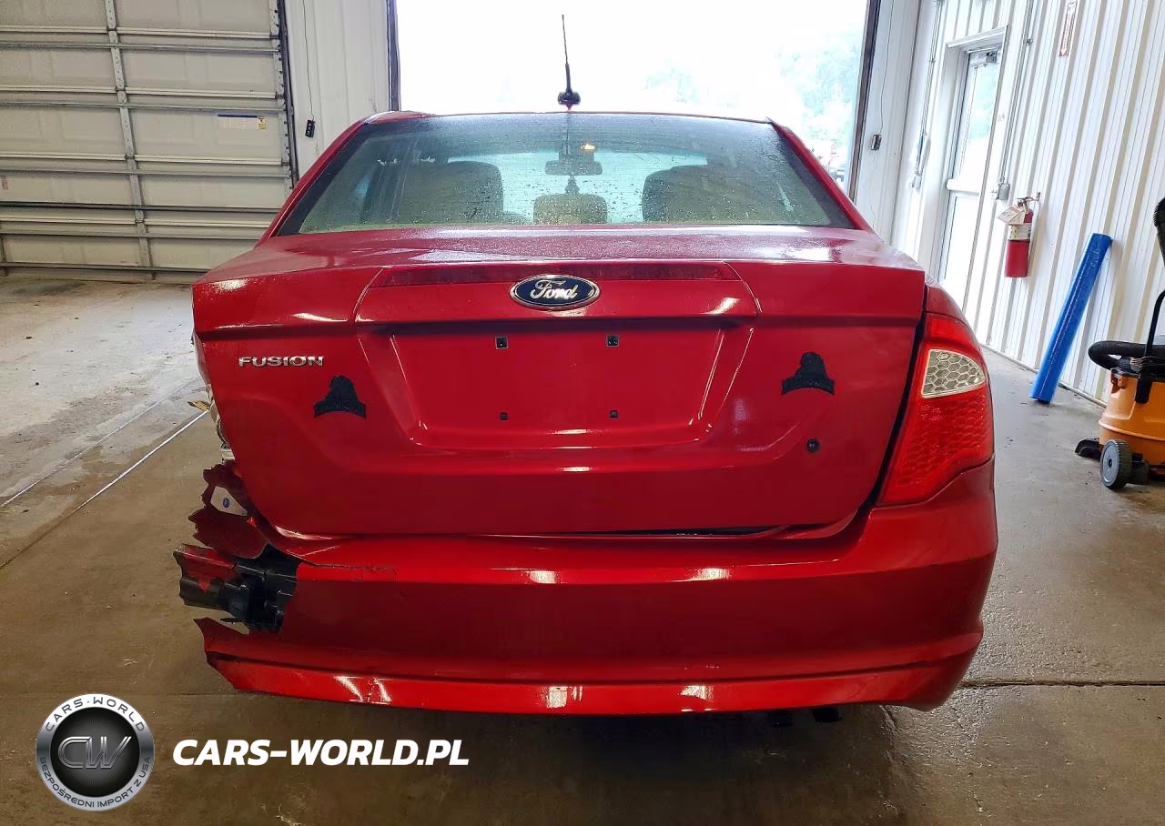 2012 Ford Fusion S VIN:3FAHP0GA5CR223271 - 6