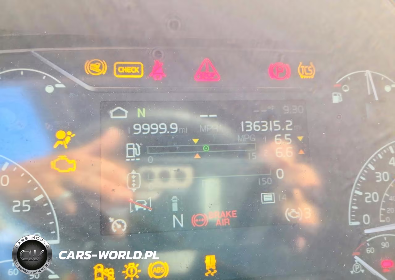 2024 Volvo Vnr Semi Truck VIN:4V4WC9EH7RN663641 - 9