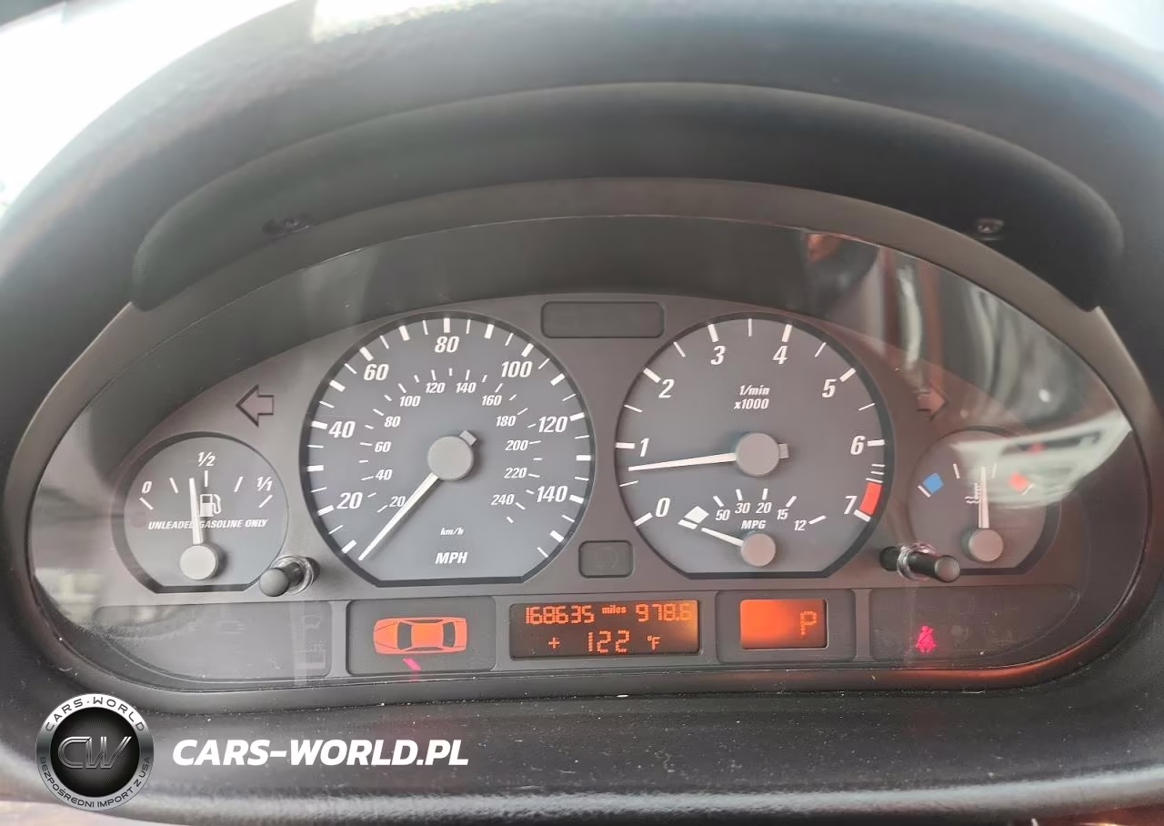 2004 BMW 325 Ci VIN:WBABW33434PL32600 - 9