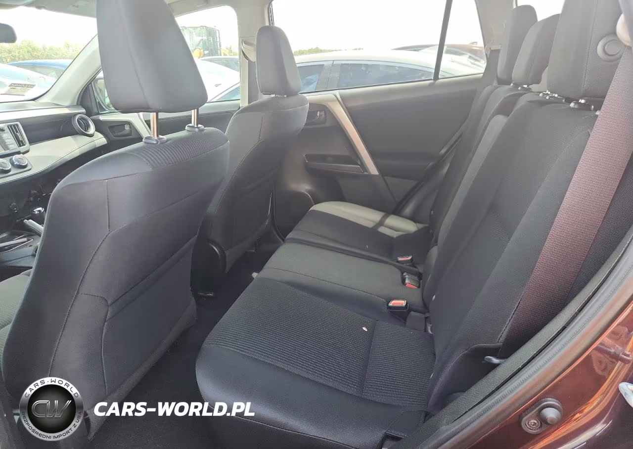2018 Toyota Rav4 Le VIN:2T3ZFREV9JW490708 - 11
