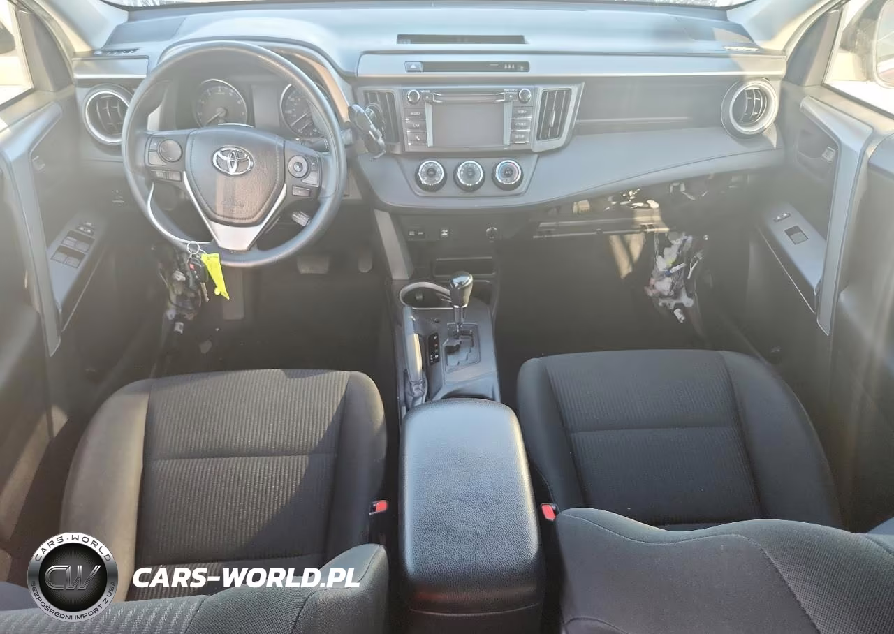 2018 Toyota Rav4 Le VIN:2T3ZFREV9JW490708 - 8