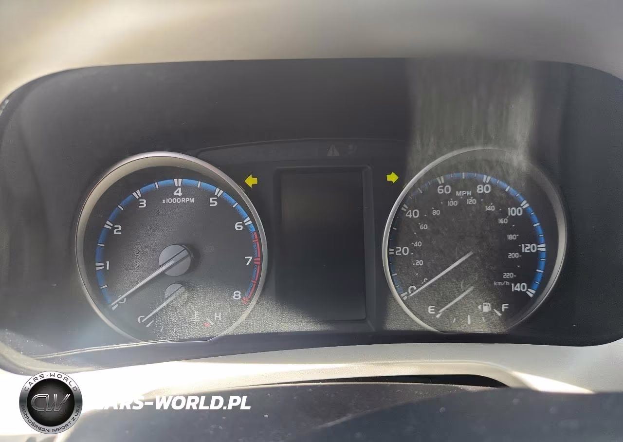 2018 Toyota Rav4 Le VIN:2T3ZFREV9JW490708 - 9