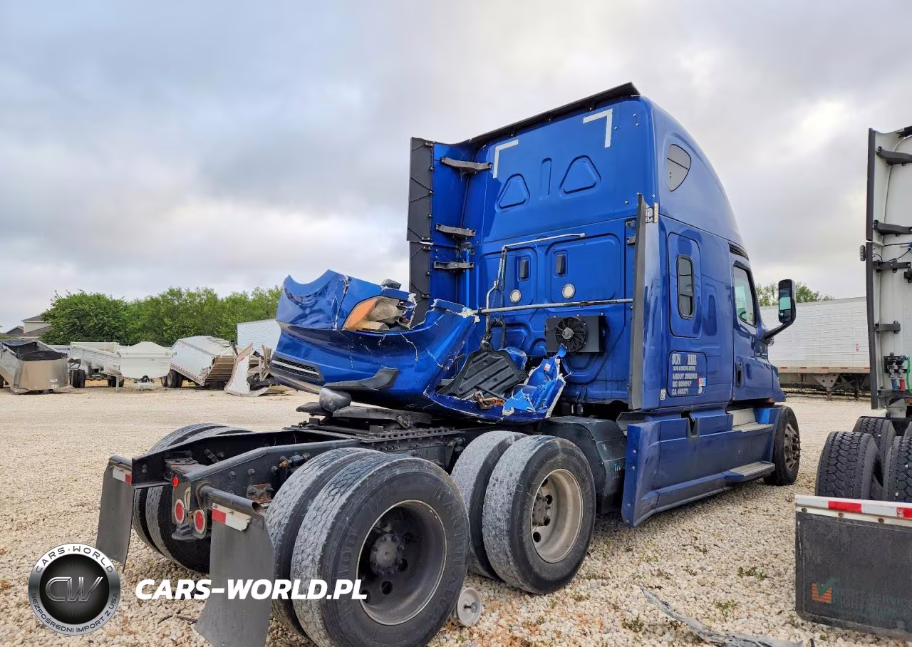 2019 Freightliner Cascadia 126 Semi Truck VIN:3AKJHHDR9KSKB4130 - 3