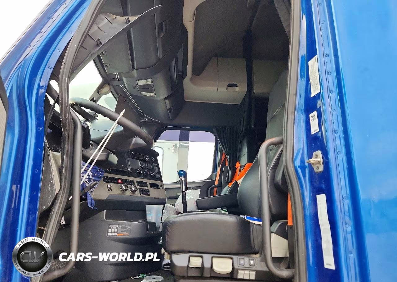 2019 Freightliner Cascadia 126 Semi Truck VIN:3AKJHHDR9KSKB4130 - 7