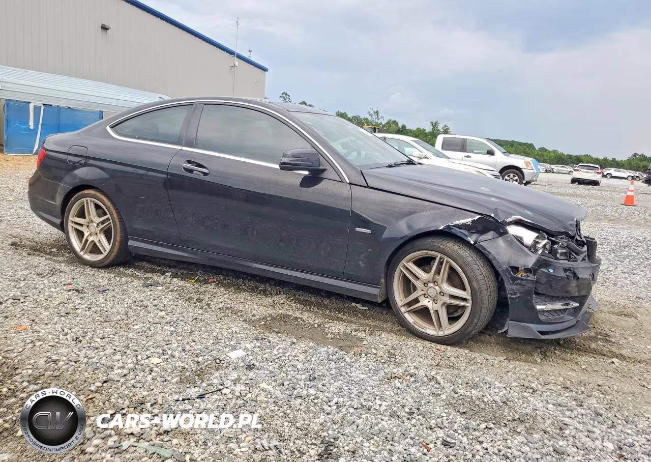 MERCEDES-BENZ C 250 VIN:WDDGJ4HB9CF903599 - 4