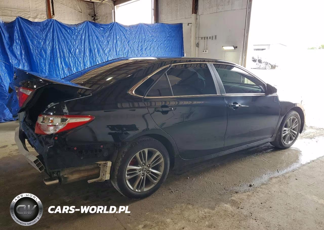 2015 Toyota Camry Se VIN:4T1BF1FK0FU080984 - 3
