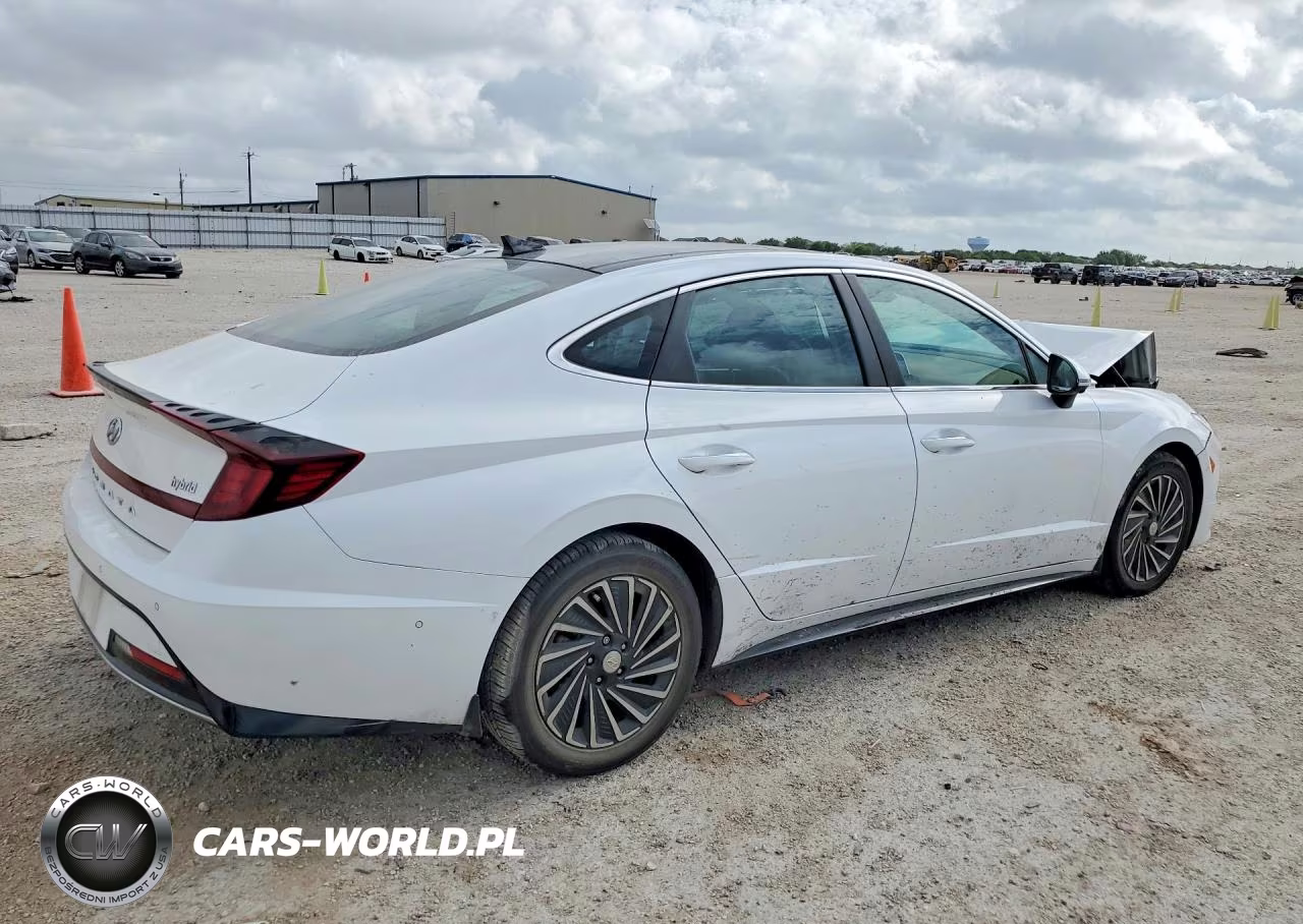 2023 Hyundai Sonata Hybrid Limited VIN:KMHL54JJ2PA069964 - 3