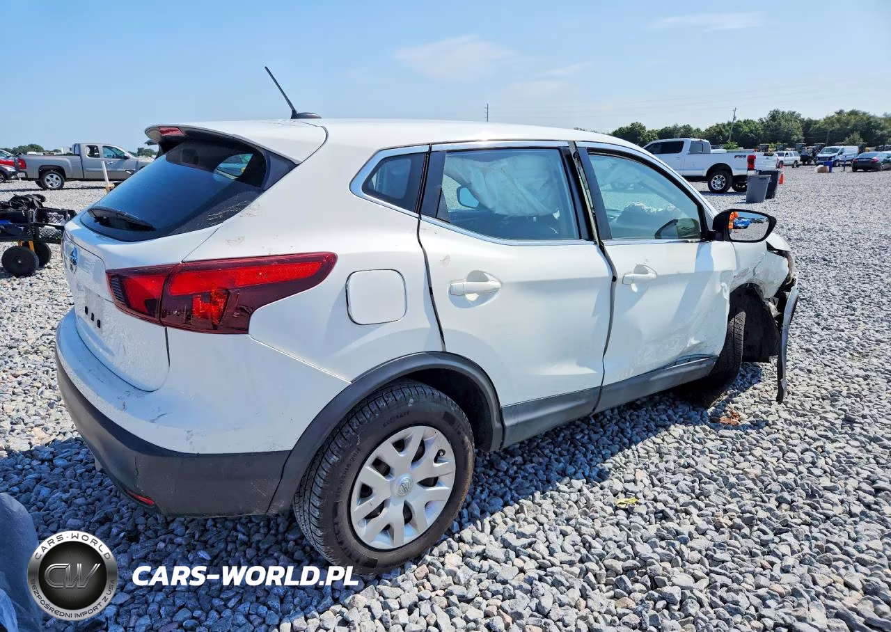 2019 Nissan Rogue Sport S VIN:JN1BJ1CP8KW228495 - 3