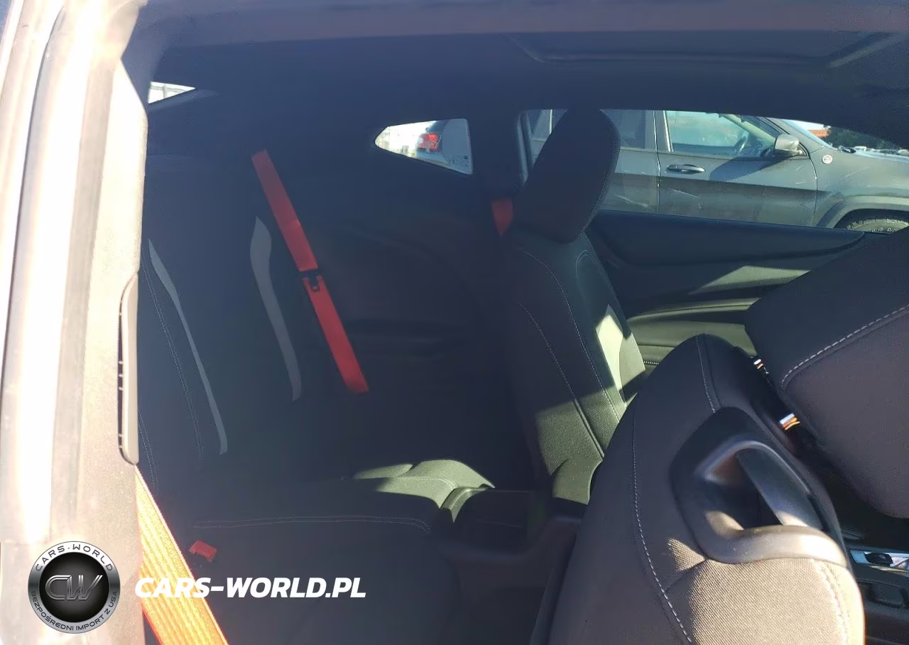 2021 Chevrolet Camaro Ls VIN:1G1FB1RS9M0119808 - 10