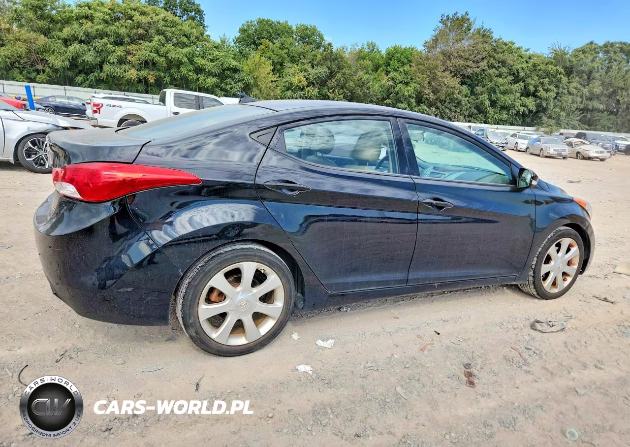 2013 Hyundai Elantra Limited VIN:5NPDH4AE2DH438653 - 3